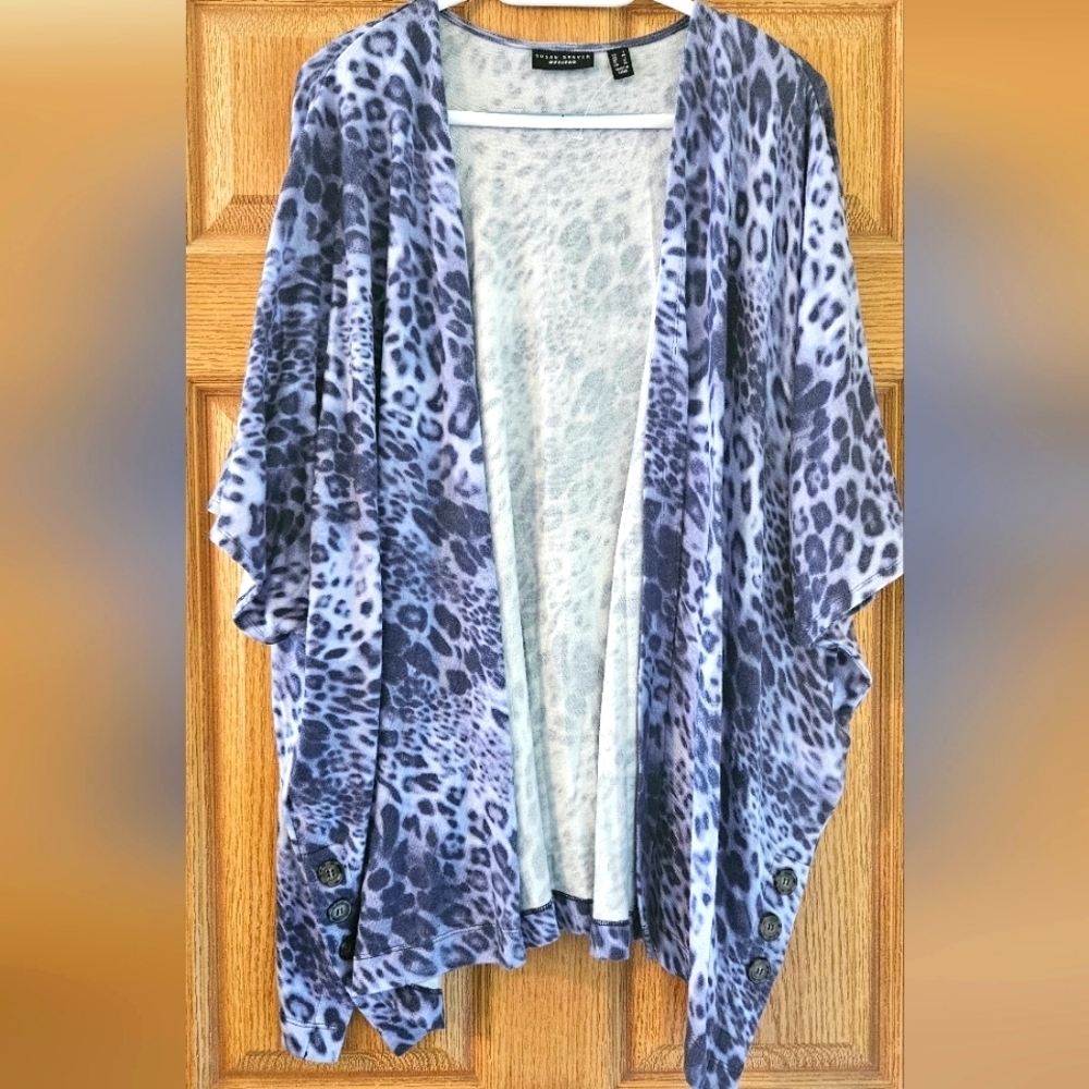 Susan Graver Weekend Leopard Animal Print Kimono Style Open Flowy Cardigan Sz.L